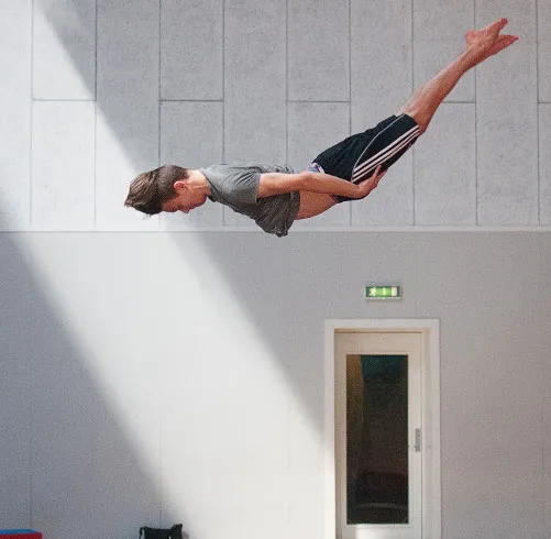 AU_kvardrat-til-2-delt-side_spring